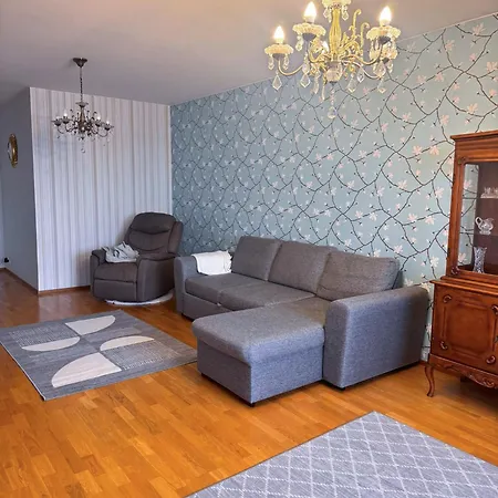Huoneisto Spacious Near Castle Savonlinna